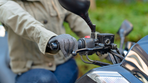 夏にバイク教習