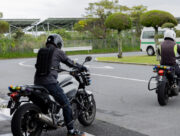 バイク教習に適した服装とは？夏や冬、雨などの気候・天候ごとの注意点も解説